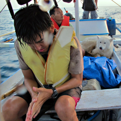 Le voyage difficile en bateau de Camiguin à Calayan