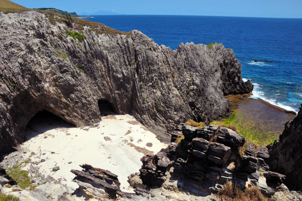 Au sommet de la crique Sibang sur l'île Calayan