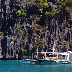 Boat heading for Kayangan