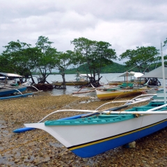 Embarcaciones de pescadores locales